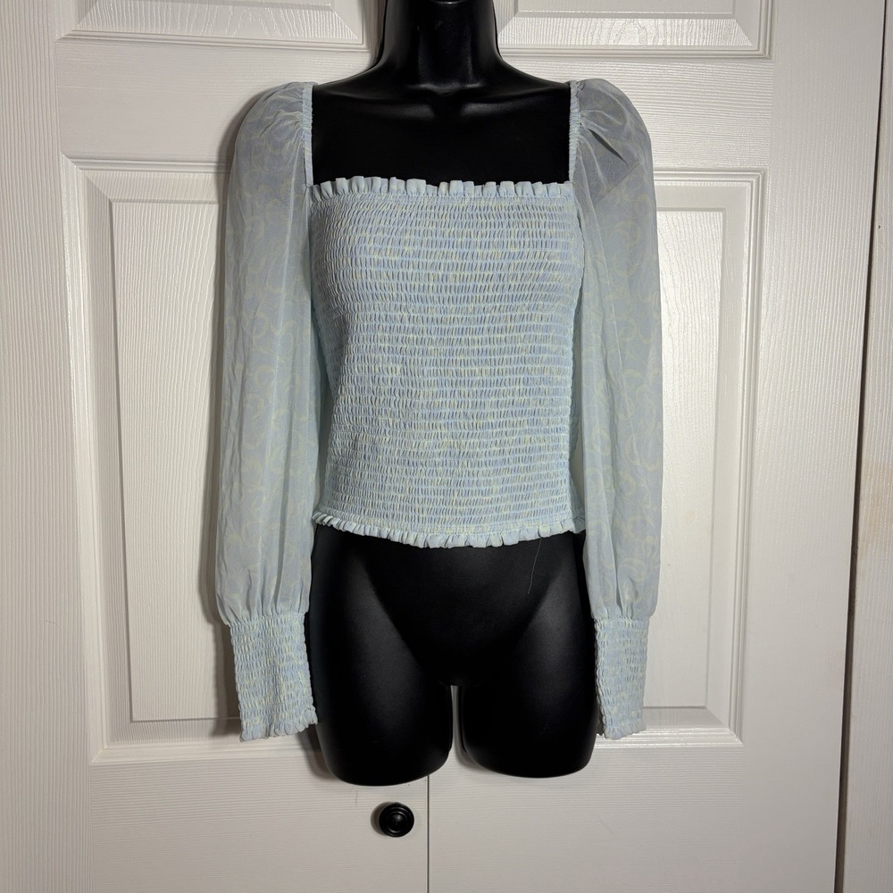 Aritzia Wilfred Saga Blouse Women S Aura Light Blue Floral Smocked Long Sleeve